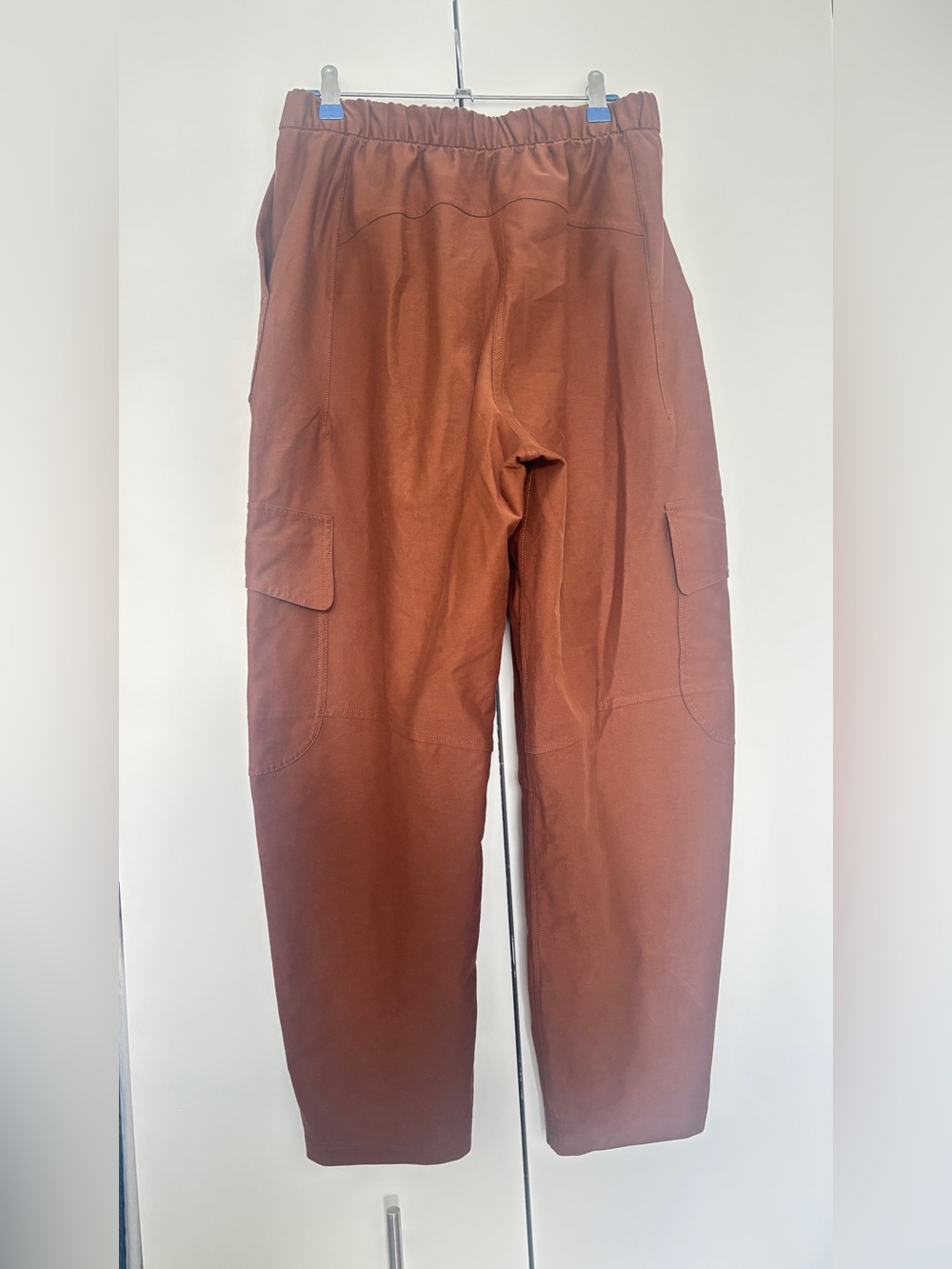 lululemon Light Utilitech Cargo Pocket High-rise Barrel Pants in Roasted Brown - Picture 3 of 6
